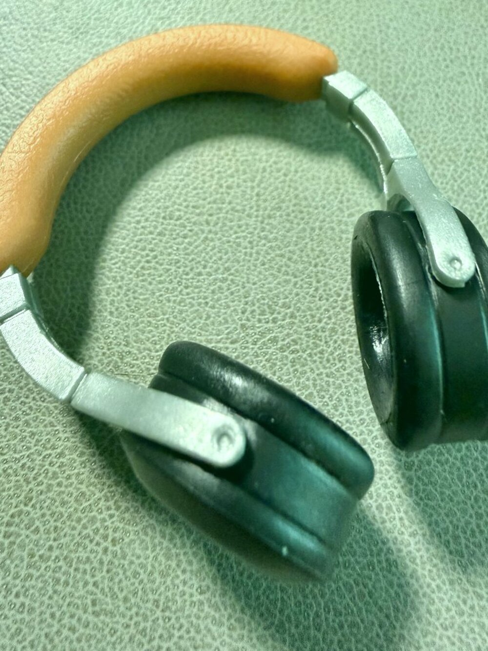 Mini Brands Vinyl Headphones Accessory 🎧 Wood Grain Really Works Series 1